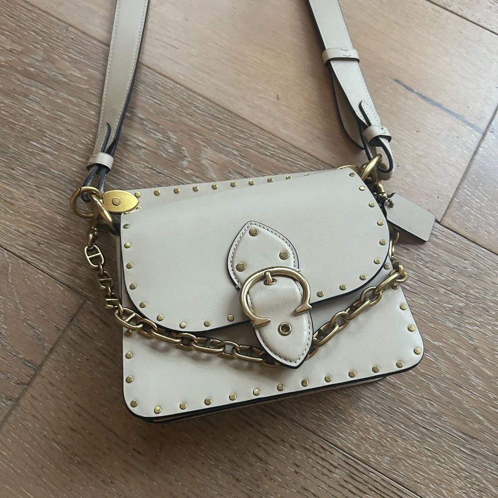 Coach Crossbody Purse / Handbag with Chain